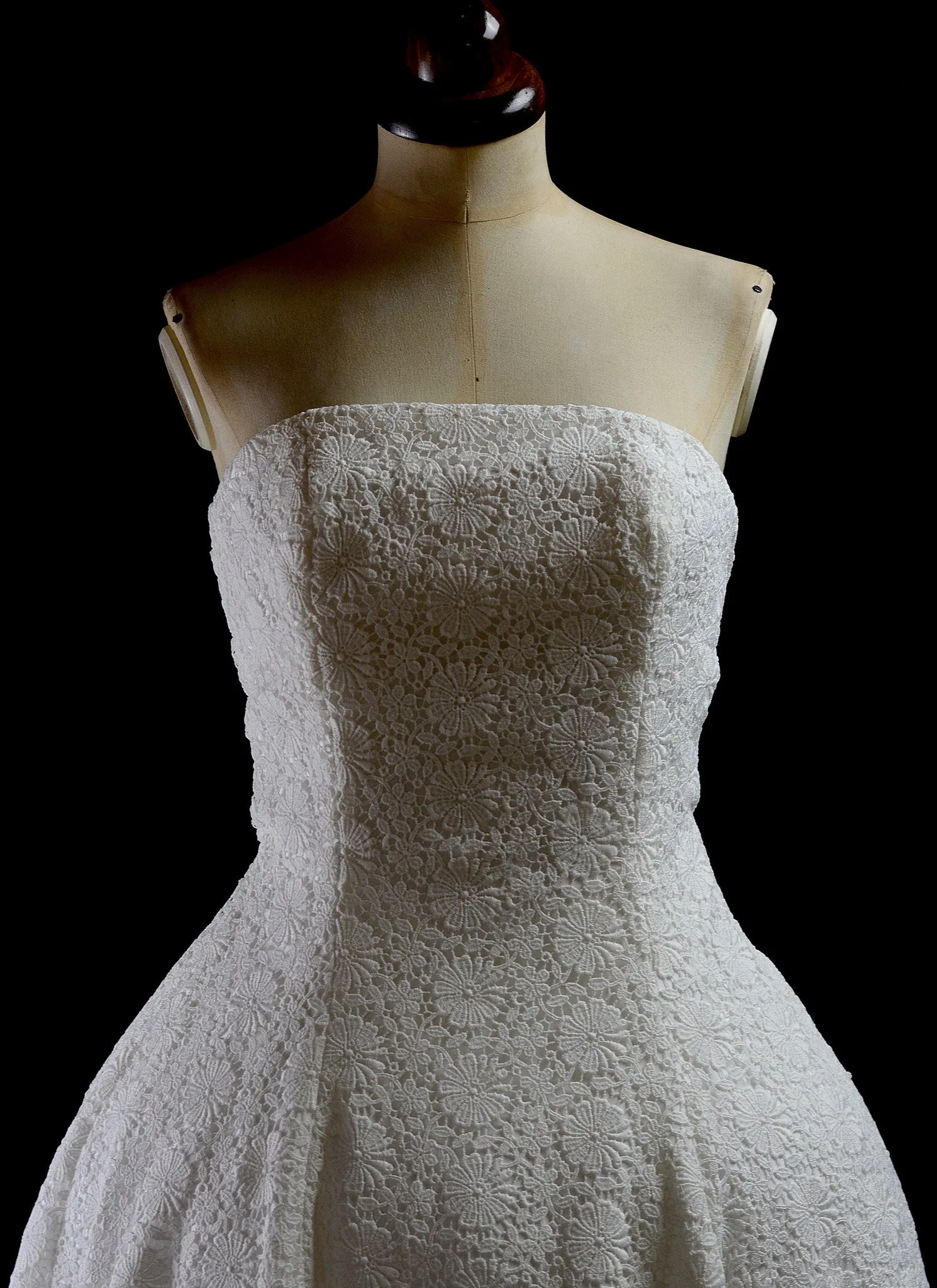 1950 - Strapless Ivory Guipure Lace Midi Dress