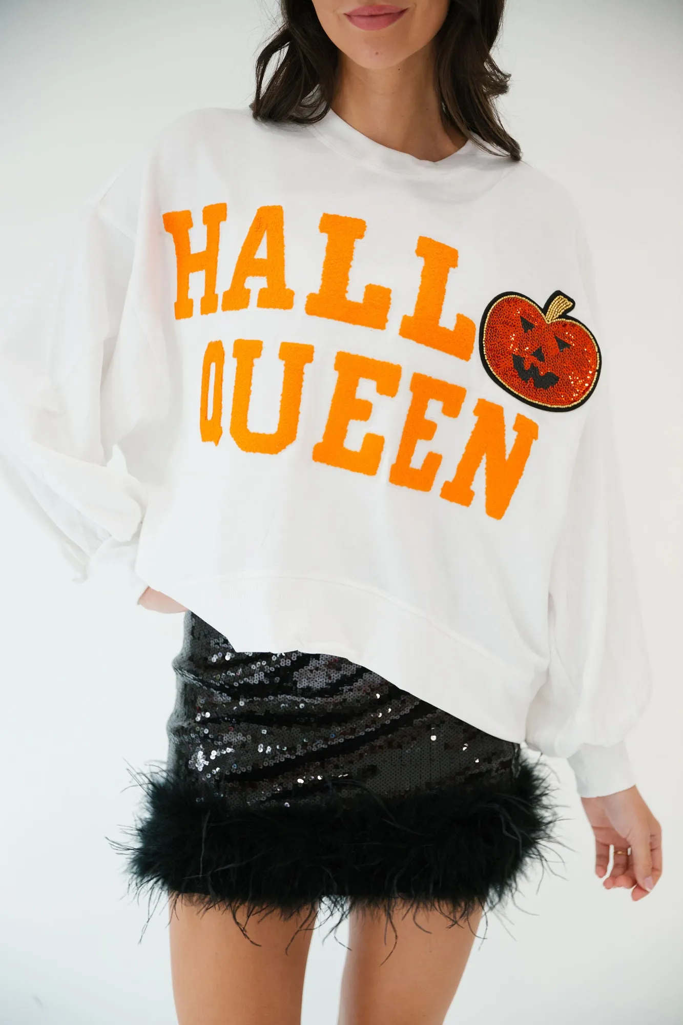 HALLOW QUEEN PUMPKIN PULLOVER