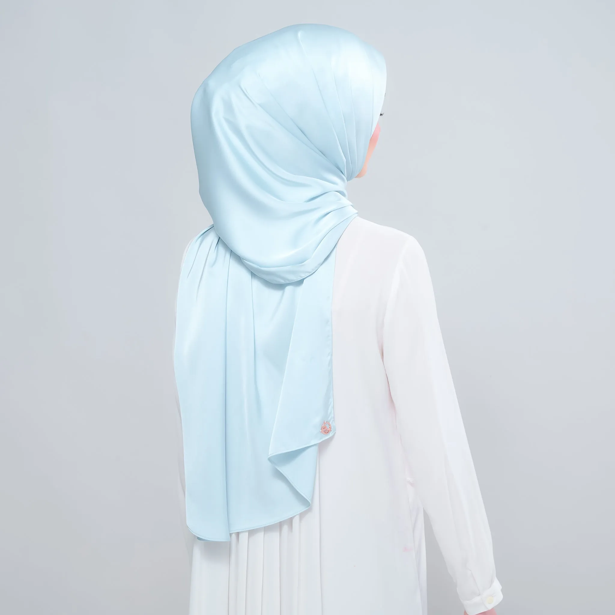 Instant Tag n' Go Shawl  | Satin Silk in Mint Blue