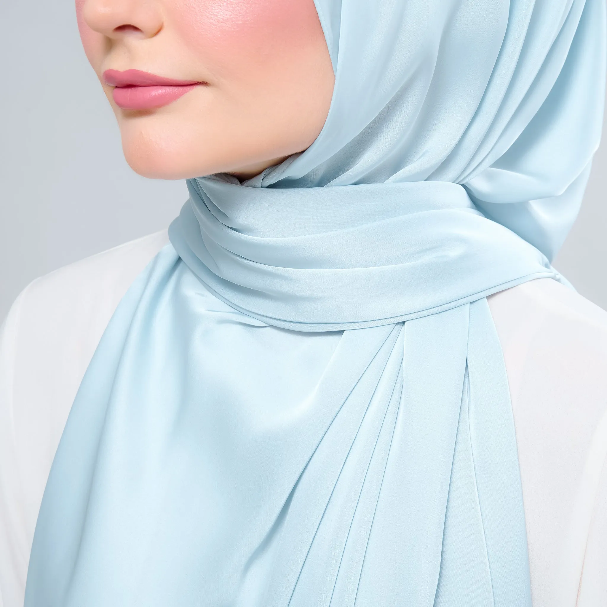 Instant Tag n' Go Shawl  | Satin Silk in Mint Blue