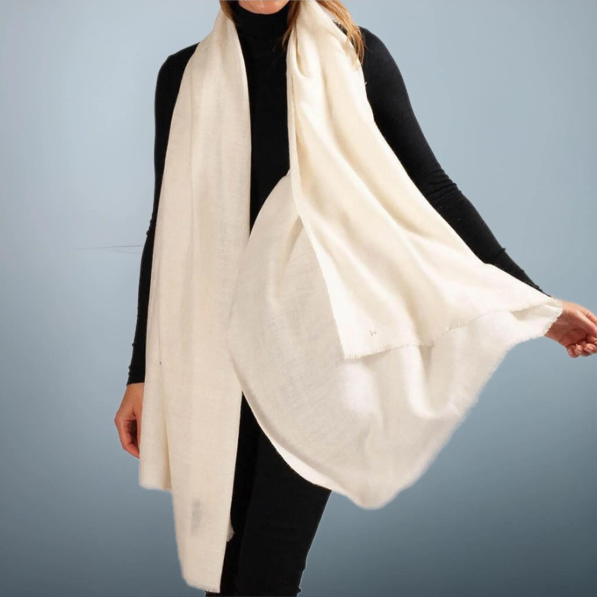 Ivory Julian Oversized Handwoven Ppure Cashmere Scarf