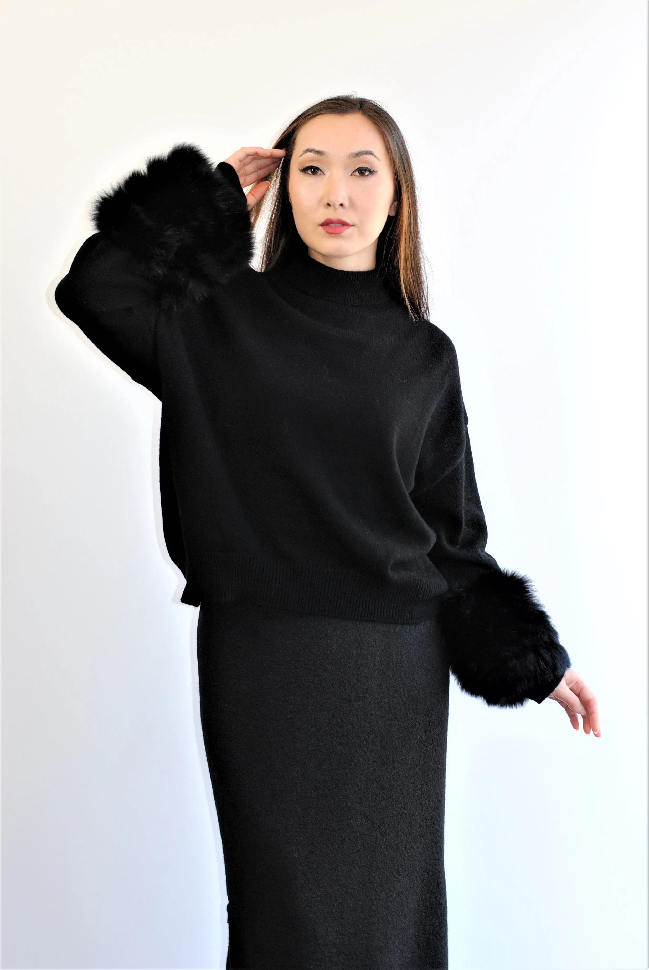 JEN Detachable Fox Fur Cuff Luxury Merino Wool Pullover Sweater