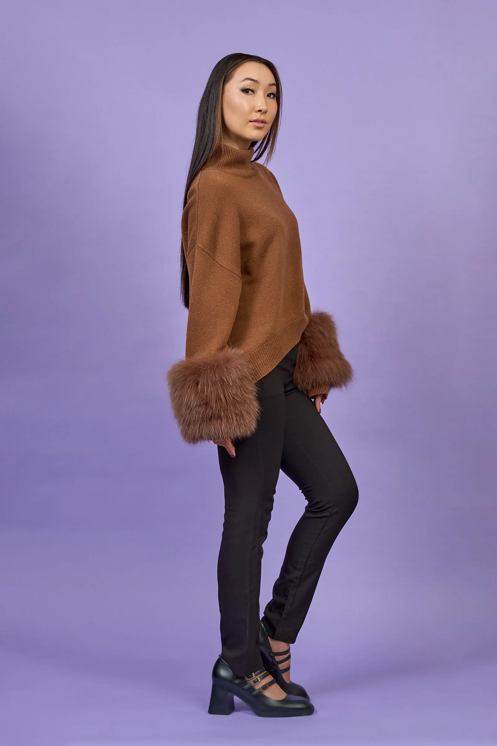 JEN Detachable Fox Fur Cuff Luxury Merino Wool Pullover Sweater