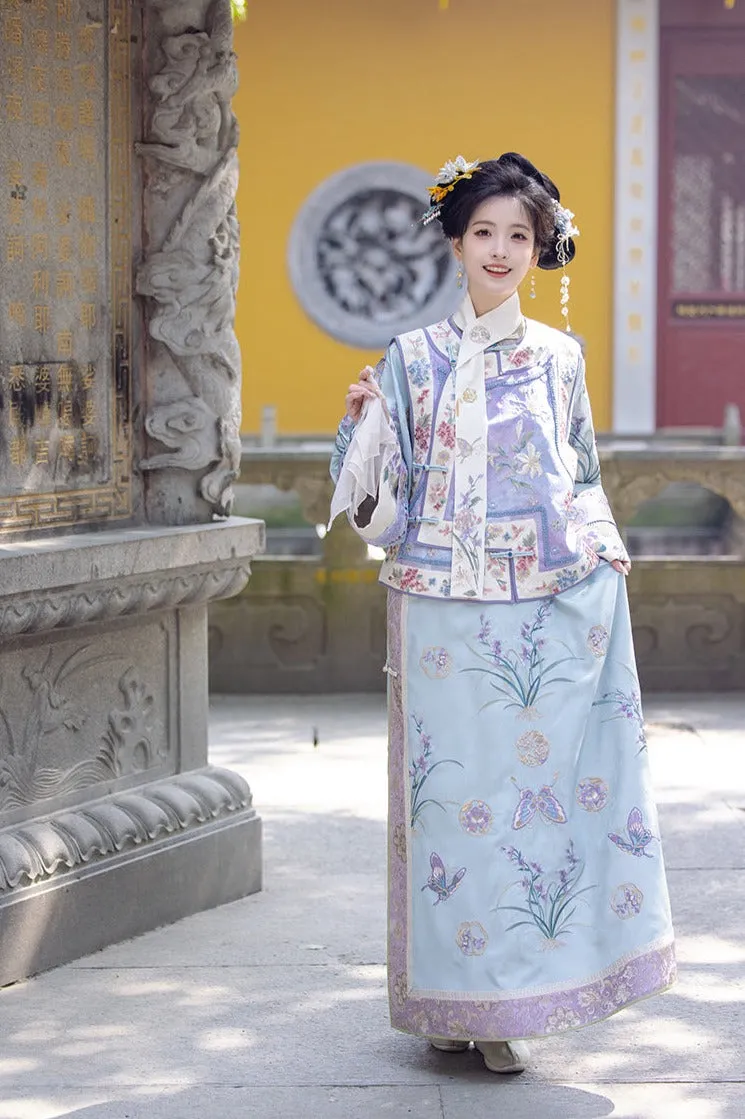 Meng Meng 萌萌 Qing Dynasty Embroidered Changyi Dress