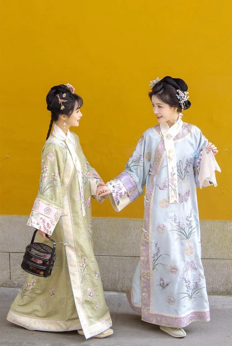 Meng Meng 萌萌 Qing Dynasty Embroidered Changyi Dress