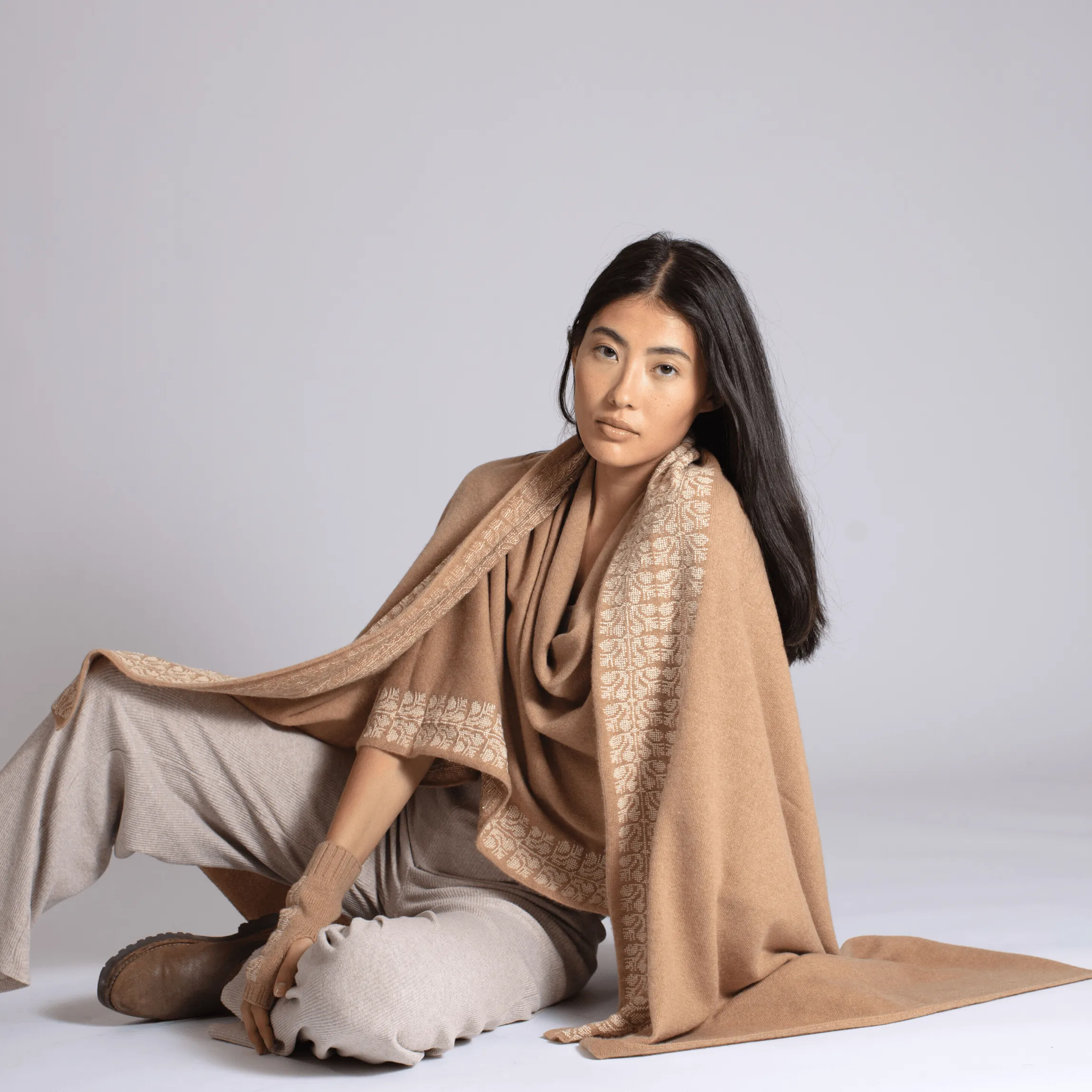 RHUM CASHMERE SHAWL