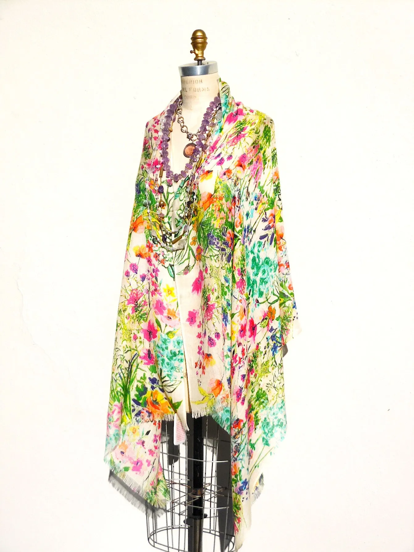 Shawl Silk And Cashmere Paisley Black and Bright