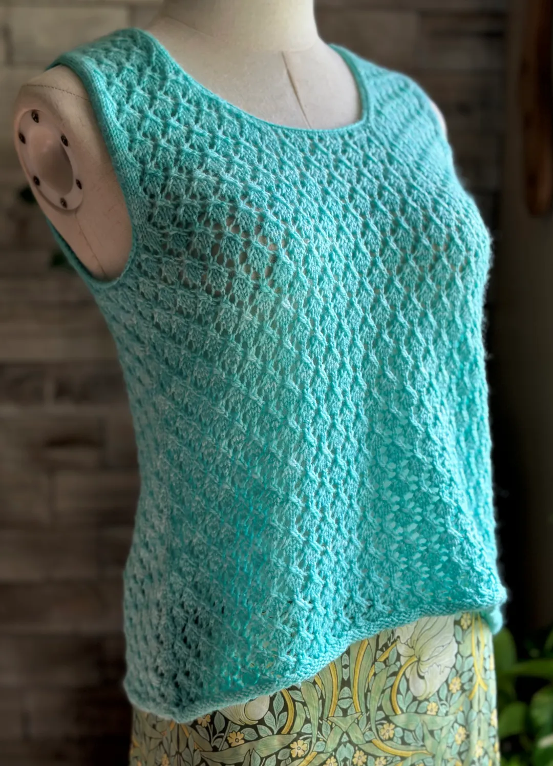 Summer Lace Tank | Knitting pattern & Knitting kits