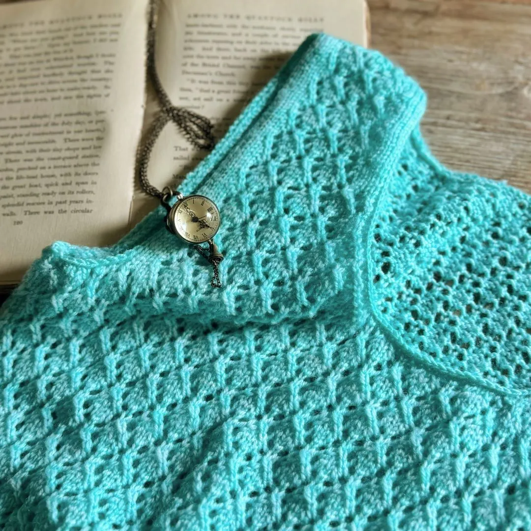 Summer Lace Tank | Knitting pattern & Knitting kits