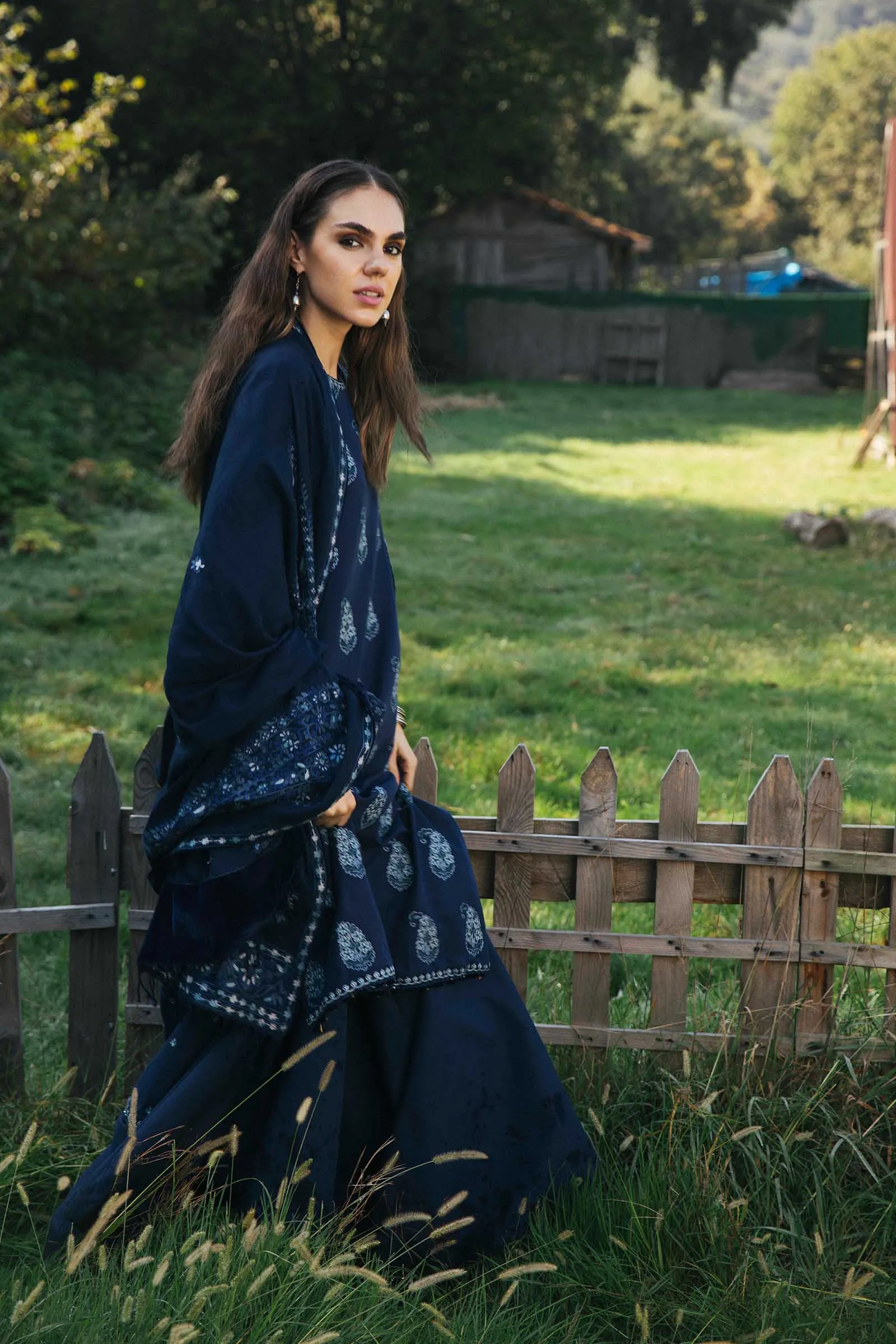 Zara Shahjahan Winter Collection (with Shawl) – Tazkia